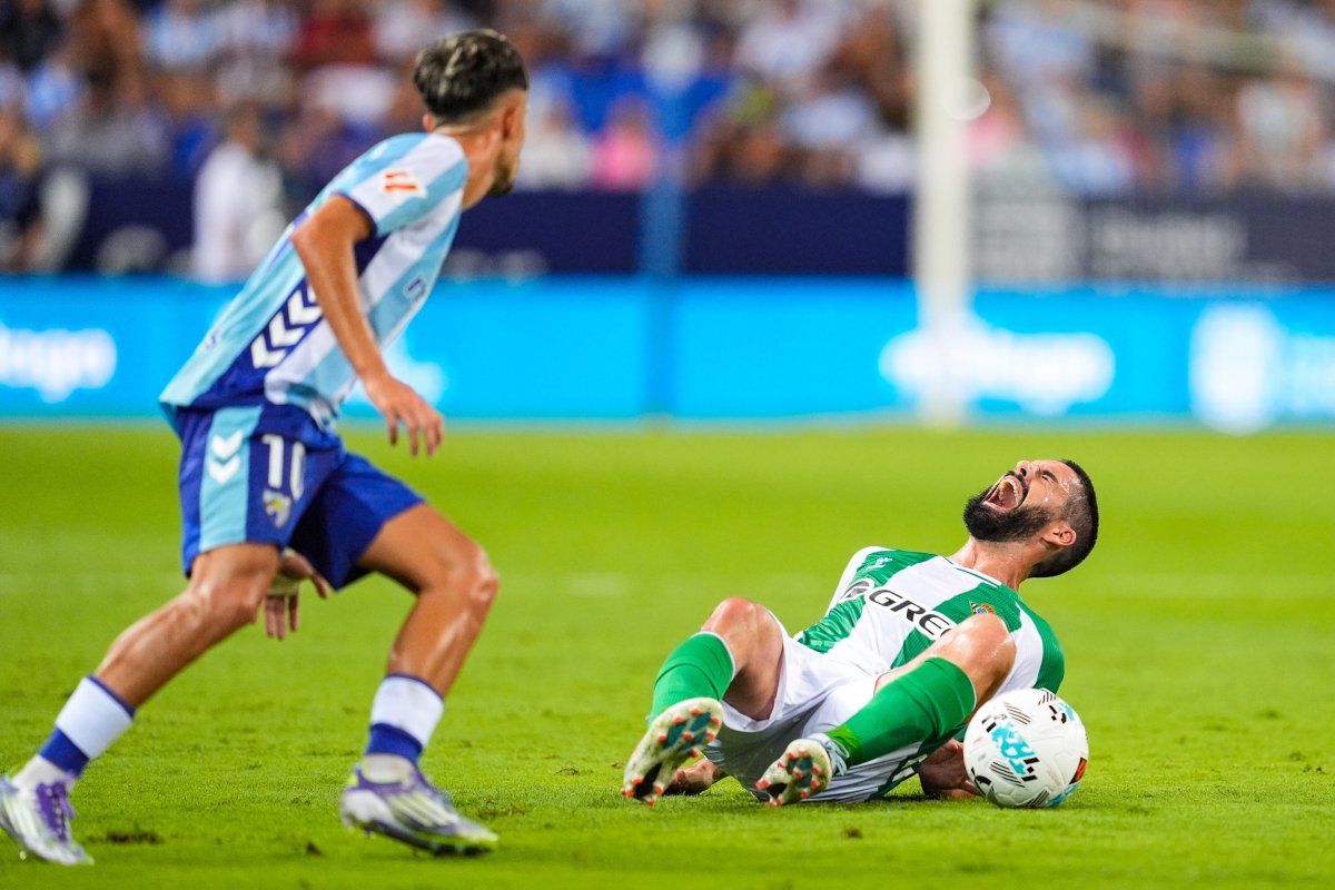 Isco se fractura el peroné y estará tres meses de baja
