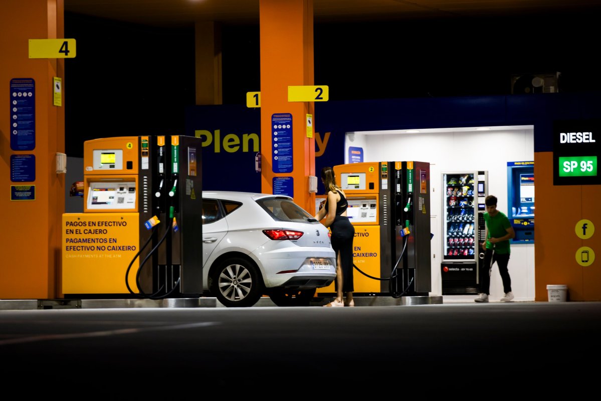 ¿Cuánto Se Ahorra En La Gasolinera Más Barata? Casi 1.000 Euros Al Año En Murcia Y Apenas 24 En Melilla