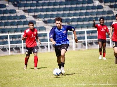 Fútbol; El San Cristóbal coquetea con el récord mundial sin ganar