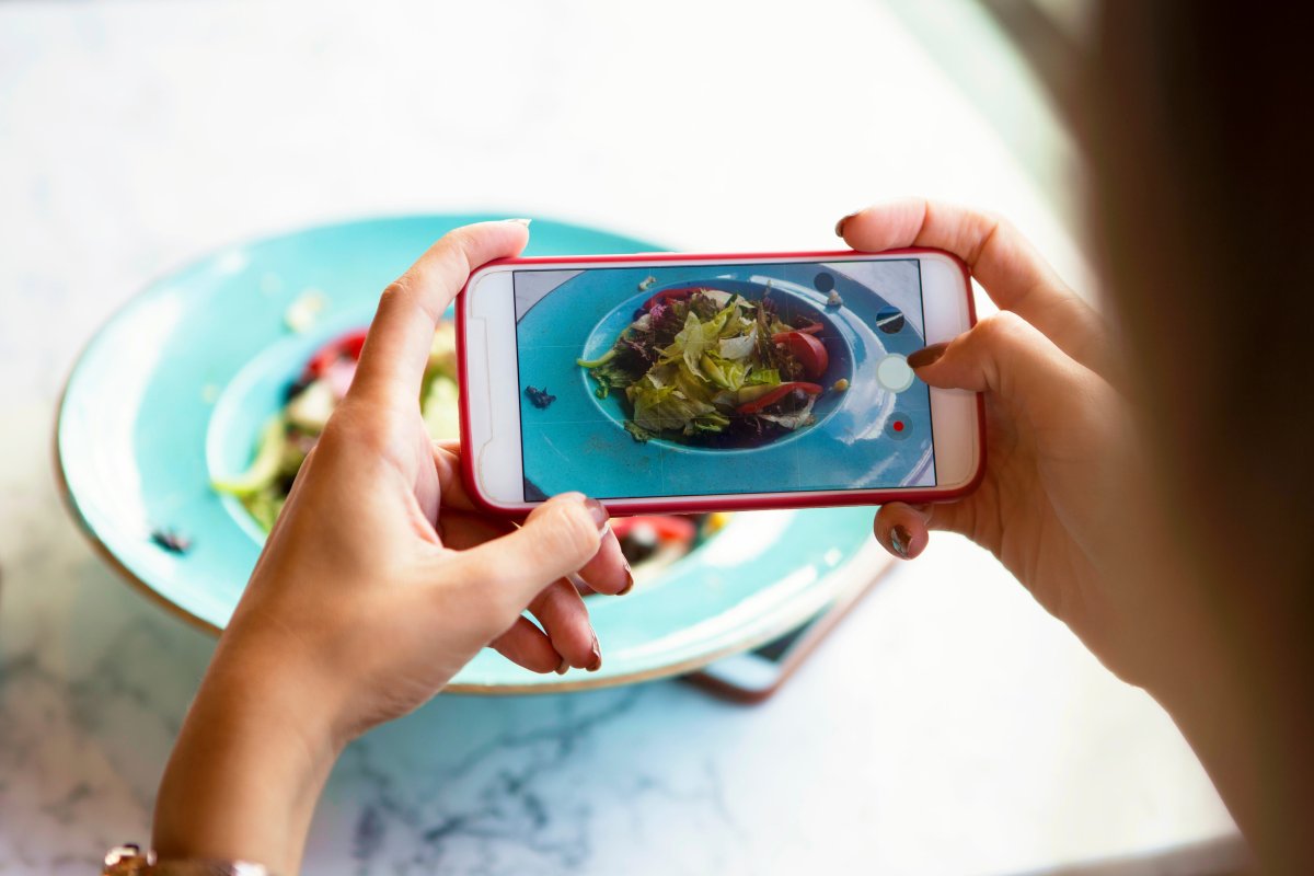 Reportan Que Se Confirma: Desarrollo: Actualidad: Análisis: La Pornografía Masticadora De Los ‘Influencers’ Gastronómicos