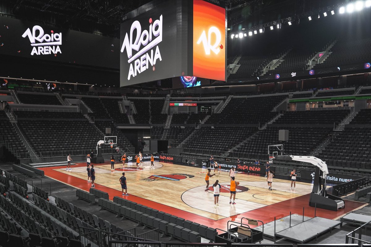Especial: El Roig Arena No Es De Hacendado: El Pabellón Se Nutre De Primeras Marcas De Gran Consumo Como Patrocinadores