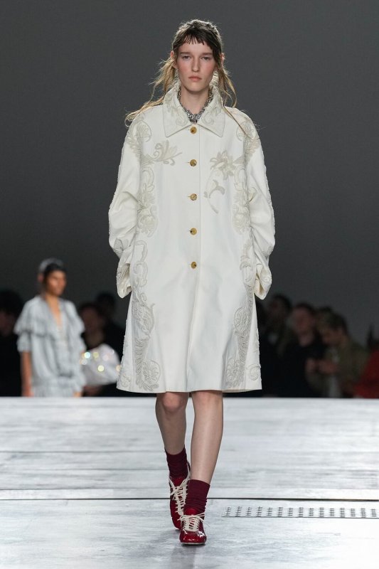 Información Exclusiva: Dries Van Noten, Optimismo En La Pasarela