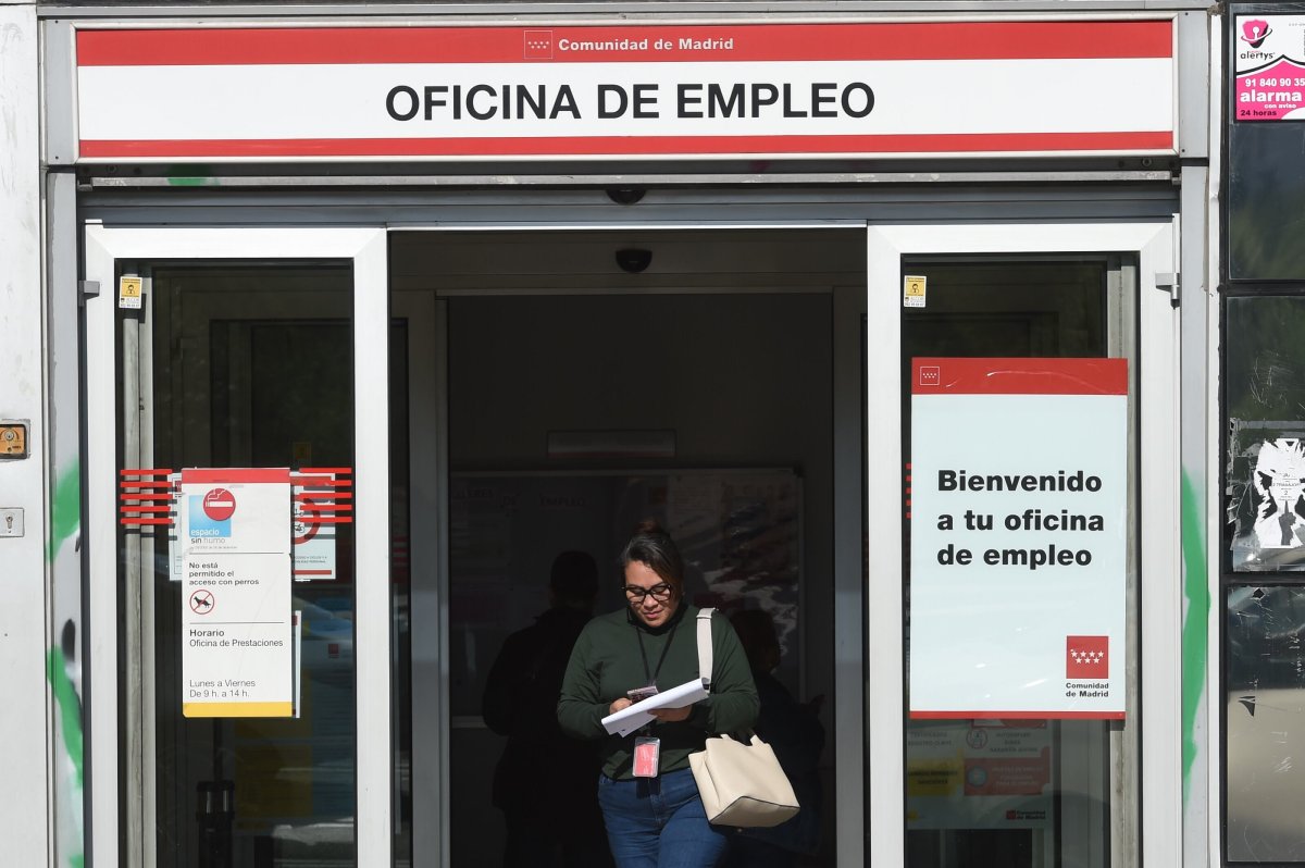 El mercado laboral según los estereotipos de internet: mujeres más jóvenes y peor cualificadas que los hombres