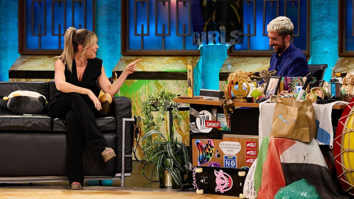 Broncano celebra el “sorpasso” de ‘La revuelta’ pidiendo perdón a Valeria Ros y lanzando una propuesta a Rufián y Rosalía