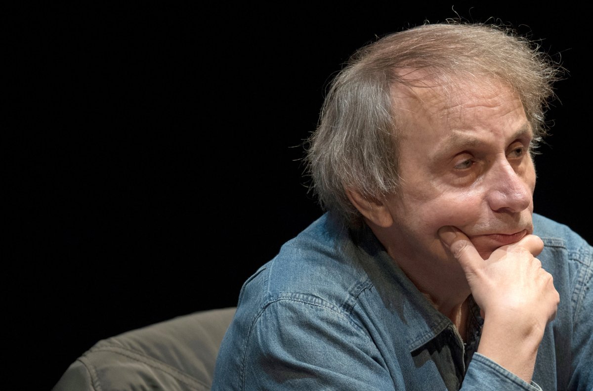 Desarrollo: Especial: Actualidad: Y Ahí Están Gervais Y Houellebecq