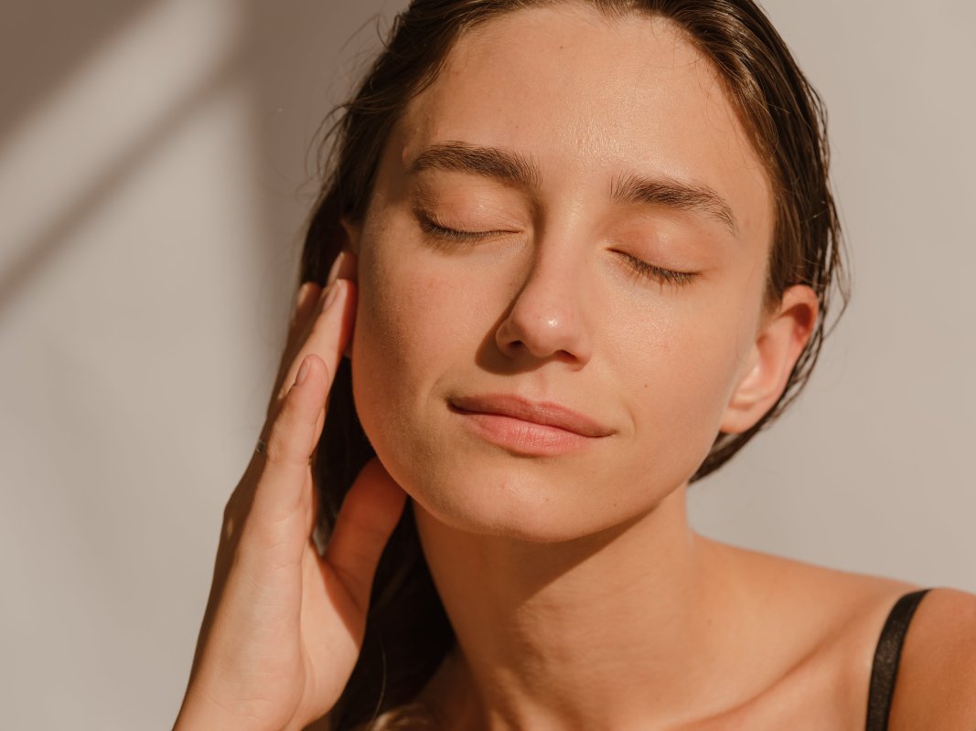 La era del nótox, ¿puede la acupuntura estética hacerle la competencia al bótox?