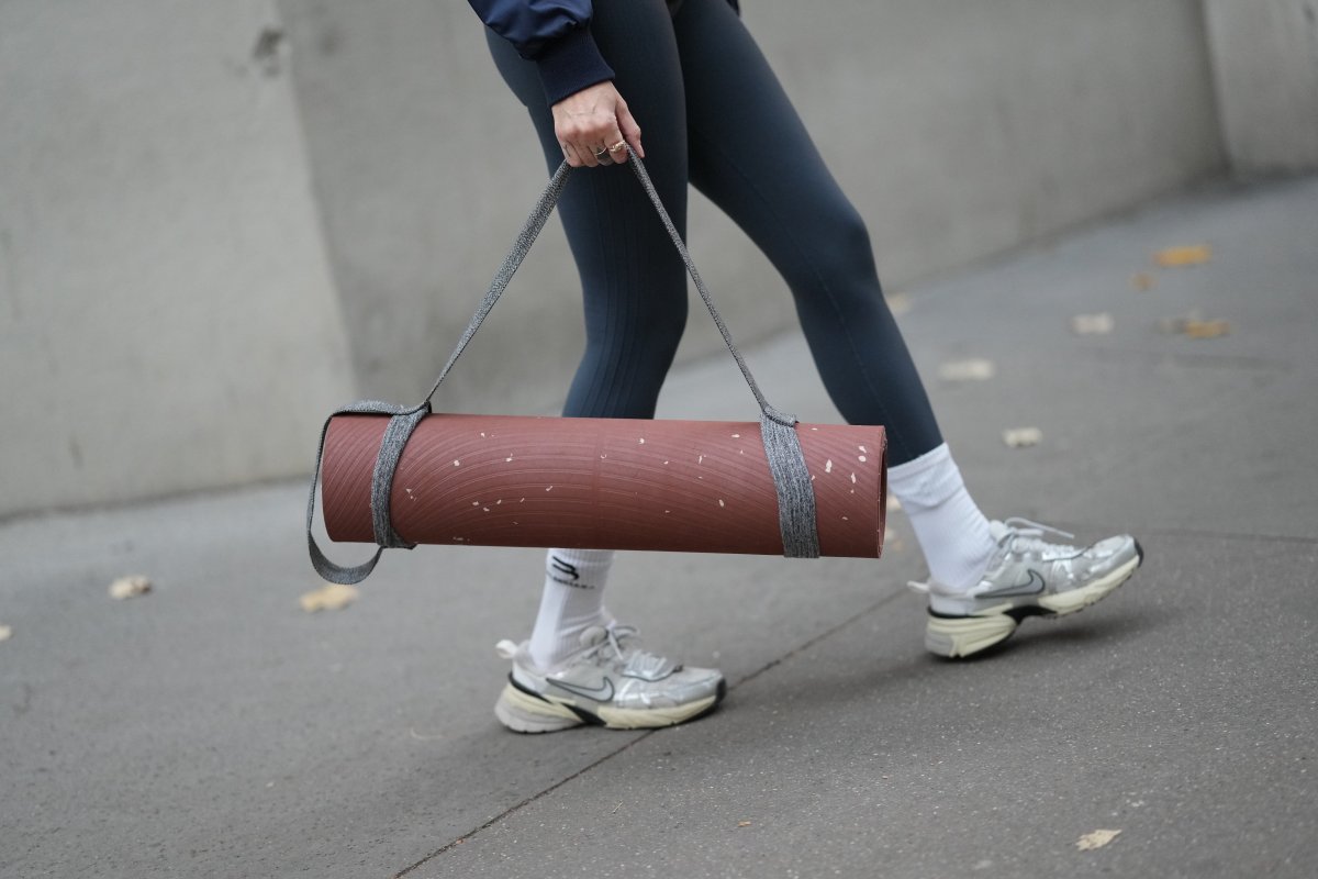 En Directo: Actualidad: Información Exclusiva: De La Gazelle Marrón A La Nike Favorita De Dakota Johnson: Las Zapatillas Más Deseadas Con Descuento En El Black Friday