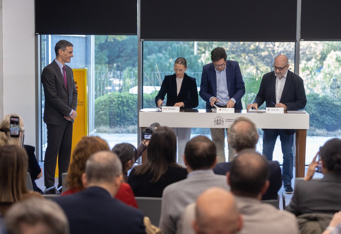 El Gobierno aprueba la subida salarial de los funcionarios de un 2,5% este año y un 1,5% en 2026