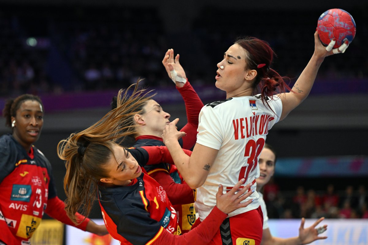 Otro desenlace aciago arruina a la selección femenina de balonmano en el Mundial