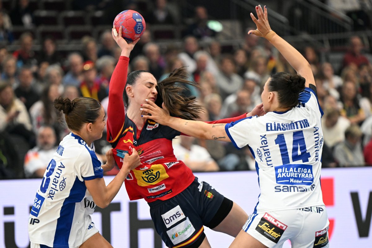 Desarrollo: España Gana Con Susto A Islandia Y Todavía Se Aferra A Las Matemáticas En El Mundial Femenino De Balonmano