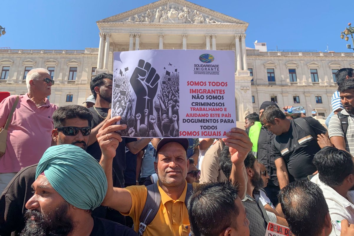 Portugal se acerca a los halcones de Europa con una ley para agilizar la expulsión de extranjeros sin papeles