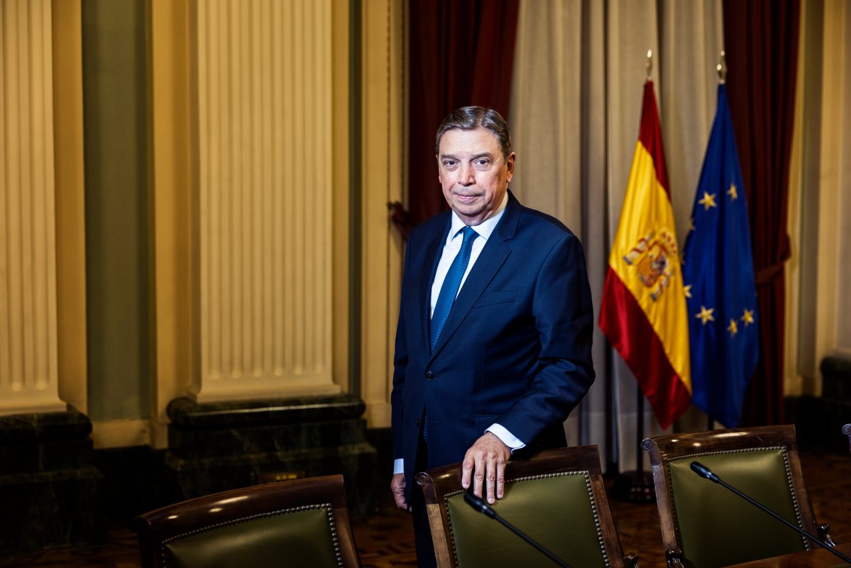 Luis Planas: “Las Dos Próximas Semanas Son Claves Para Ver La Extensión De La Peste Porcina”