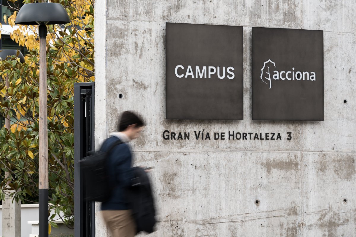 Reportan Que Pwc, Kpmg Y Ey Pujan Por Ser El Auditor De Acciona Los Próximos Tres Años