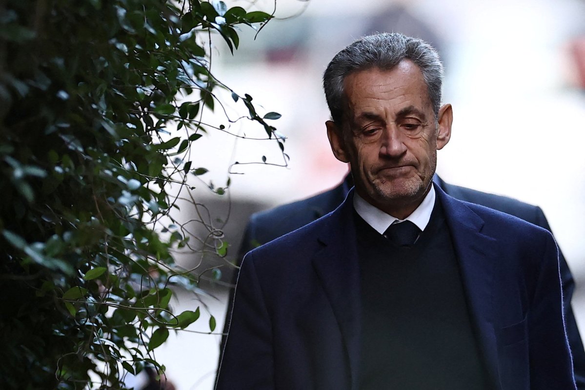 Sarkozy ajusta cuentas con el sistema en su nuevo libro y bendice a la ultraderecha