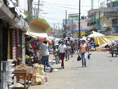 Más de 242 mil personas salieron de la pobreza