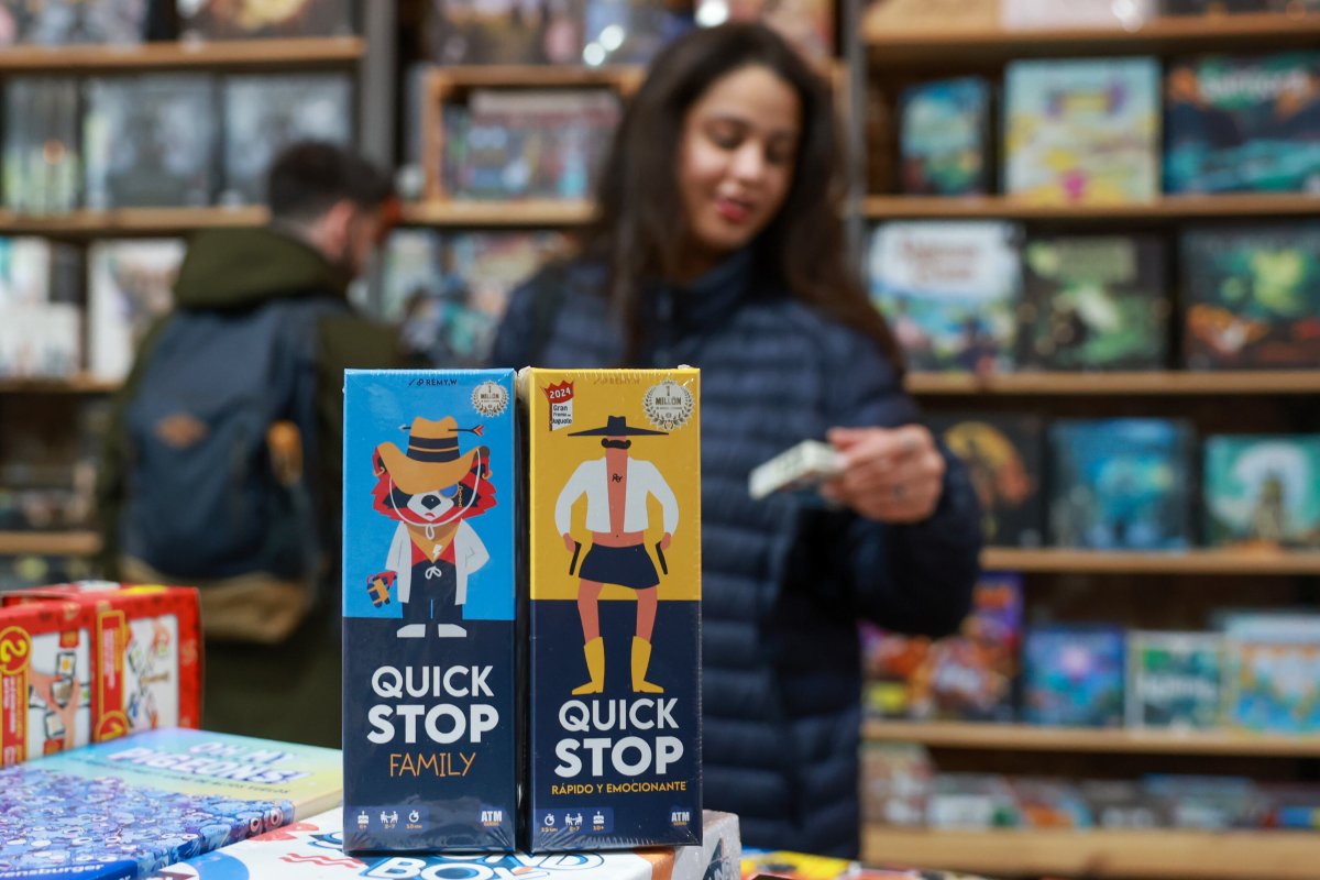 Últimas Noticias: Especial: Juegos De Mesa: De Nicho Para Frikis A Sostén De La Industria