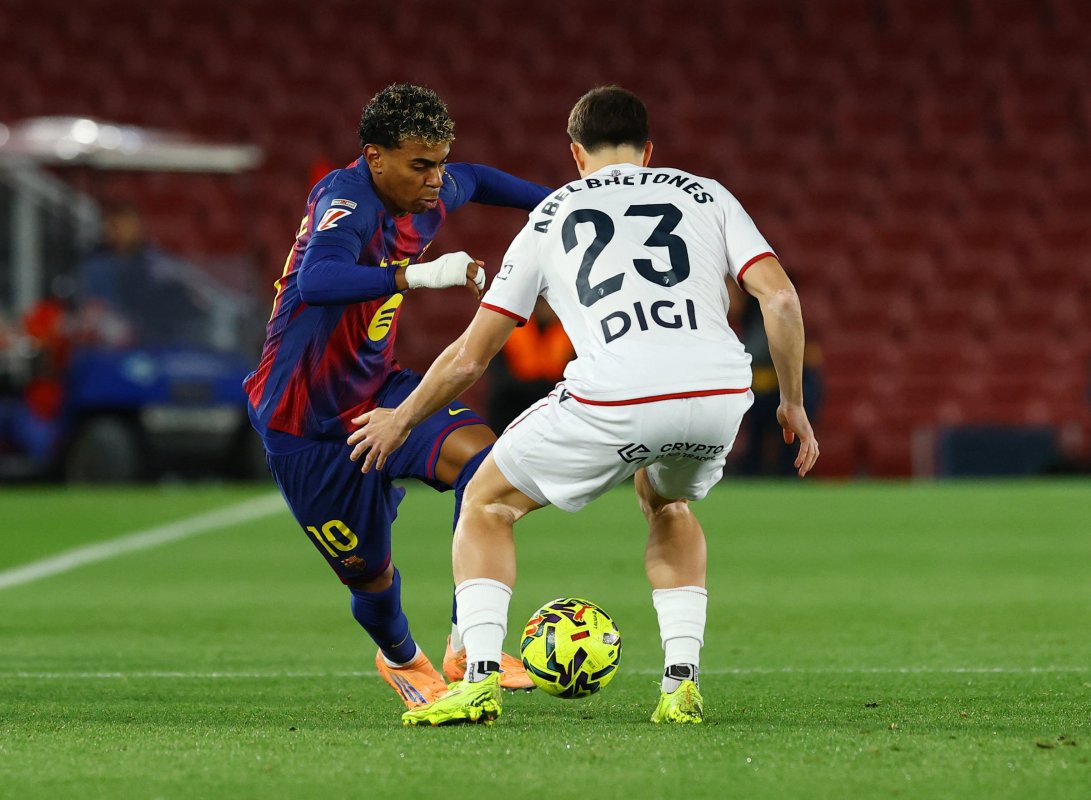 Barcelona - Osasuna, en directo | El Barça busca ampliar su ventaja en Liga para meter presión al Madrid