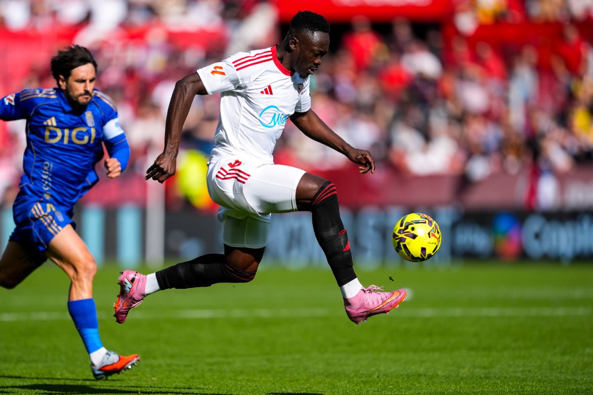 Tarde plácida del Sevilla ante un Oviedo muy débil