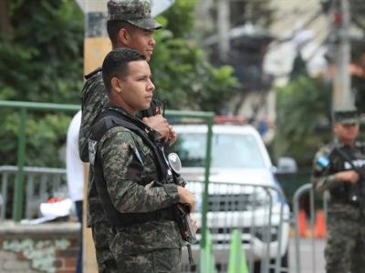 Honduras sigue a la espera de resultados electorales