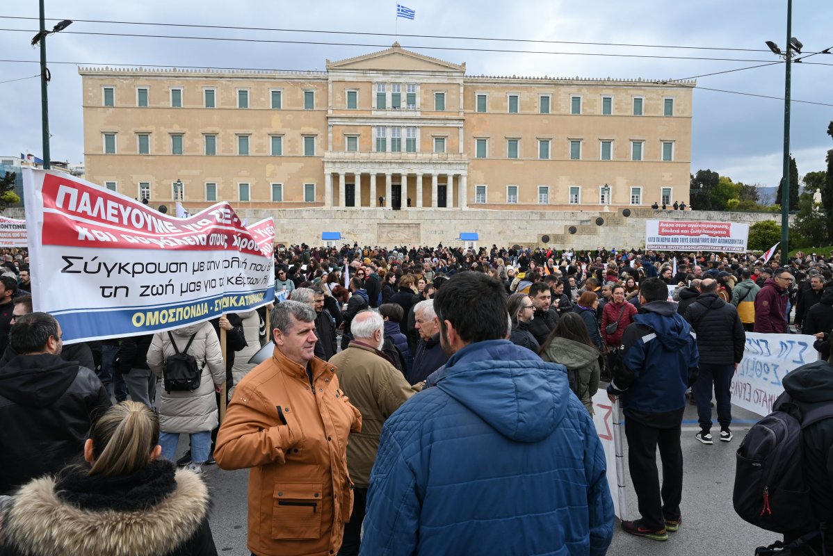 En Directo: Un Exterior Brillante, Un Núcleo Frágil