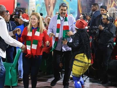 Aumento de precios y alza del dólar definen la Navidad en Venezuela