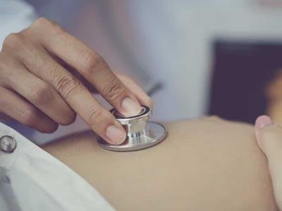 Bebé en gestación es operado de tumor en el pulmón en hospital de Lima