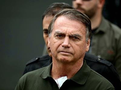 Bolsonaro Se Somete A Nueva Cirugía Para Tratar Crisis De Hipo