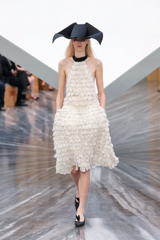 Del adiós de Anna Wintour al furor por los Labubus: los grandes titulares de la moda en 2025