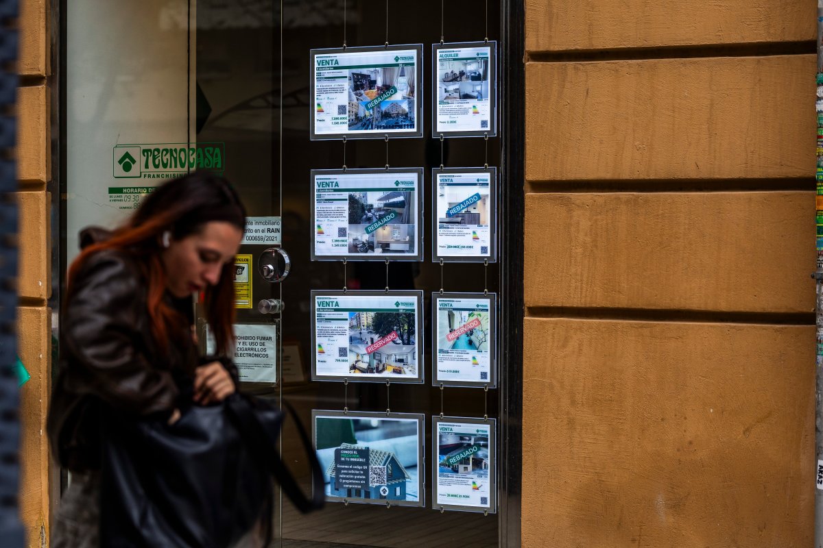 El precio de la vivienda acelera y cierra el año con una subida del 13,1%, la mayor desde 2006