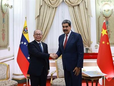 Análisis: Análisis: Maduro Celebra Unión Venezuela Y China En Medio Tensiones Ee. Uu.