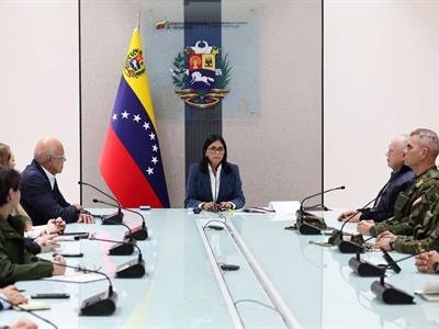 Especial: Delcy Rodríguez: Maduro Es El "Único Dirigente De Venezuela"