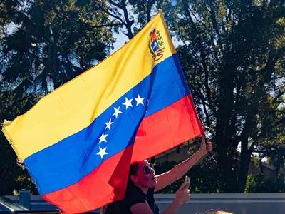 Ue Pide Una Transición Pacífica En Venezuela