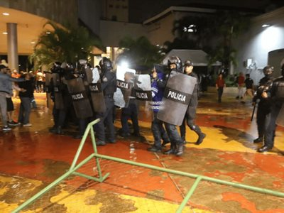 Se Confirma: Refuerzan Seguridad En Parlamento De Honduras Tras Explosión