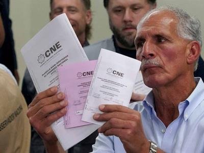 RD y siete países rechazan recuento electoral en Honduras