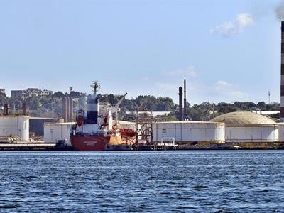 Cuba Recibe Cerca De 86,000 Barriles De Combustible De México