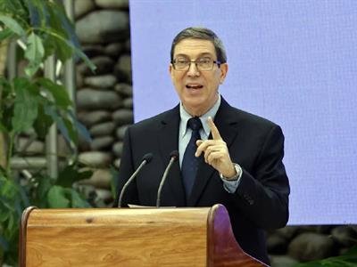 Cuba insiste en reclamar el fin de la detención de Maduro y su esposa