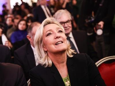 La lucha de supervivencia política de Marine Le Pen
