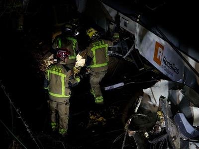 Reportan Que Accidente De Tren En Gelida: 37 Heridos Y Un Maquinista Fallecido