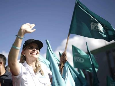 Se Confirma: Derechista Laura Fernández Es La Gran Favorita En Costa Rica