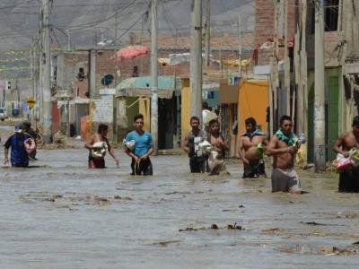 Unos 56 muertos y más de 4,000 damnificados dejan lluvias