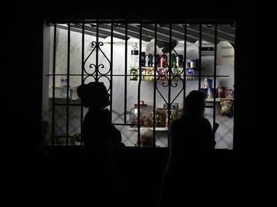 Cuba sufre un colapso parcial del sistema eléctrico
