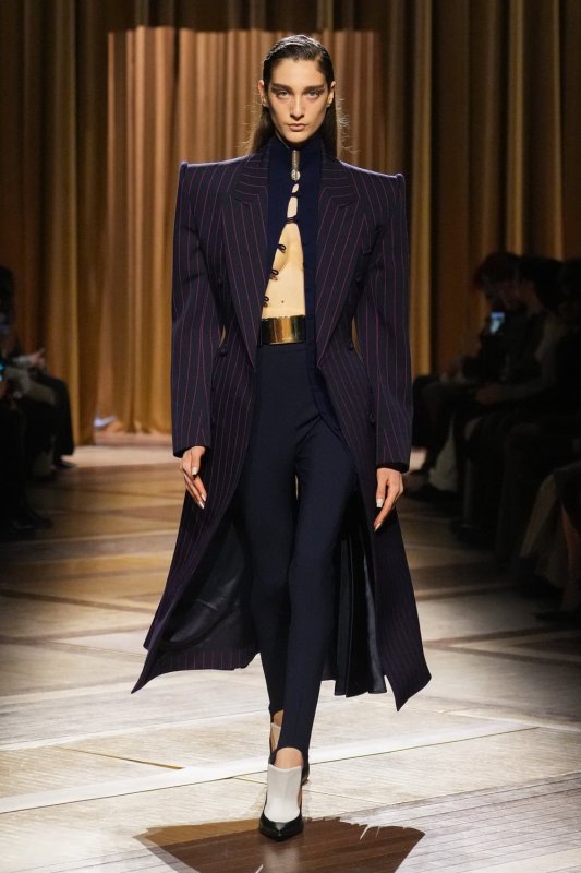 El viaje a los ochenta de Mugler