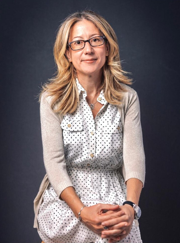 Olga Barroso, Psicóloga: “Las Mujeres Tenemos Que Buscar Otro Enamoramiento Que No Sea La Pareja. Los Hombres Lo Hacen Todo El Rato”