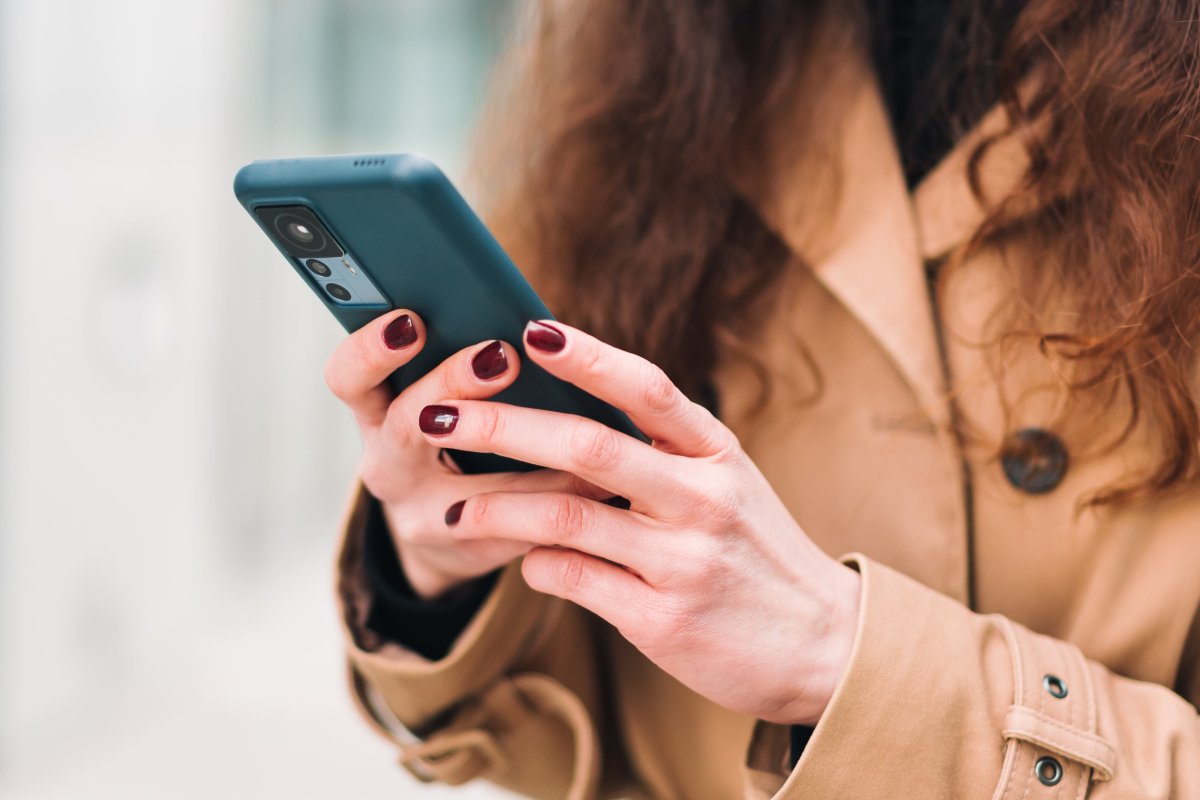 De compras por ChatGPT: cómo la IA terminará por hacernos vestir a todos igual