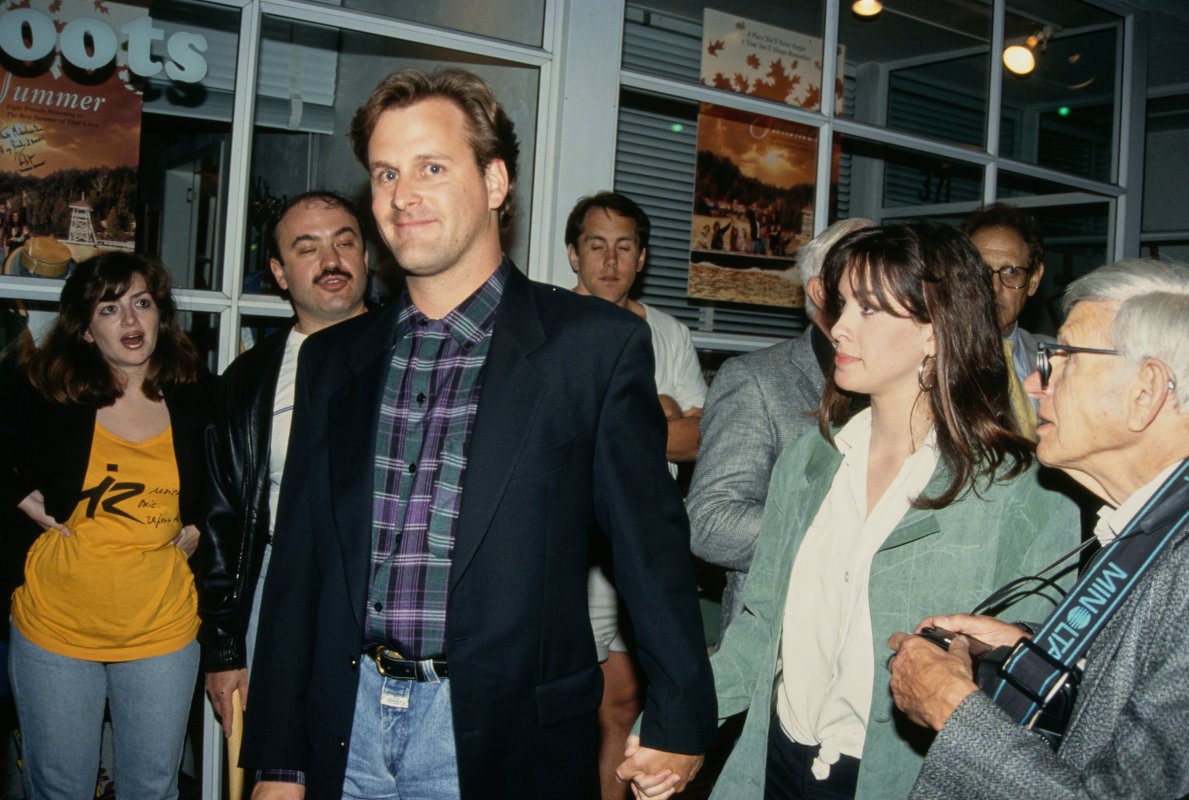 A quién iba dirigido ‘You Oughta Know’, el himno de ruptura de Alanis Morissette que se grita 30 años después