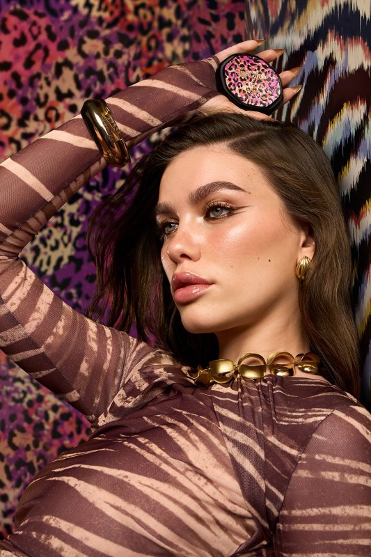 La cápsula de maquillaje que aúna a dos iconos italianos