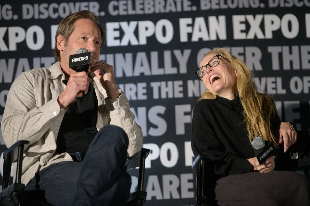 “¿Sabes Dónde Está El Punto G": Gillian Anderson Se Reencuentra Con David Duchovny Y Le Pone En Aprietos