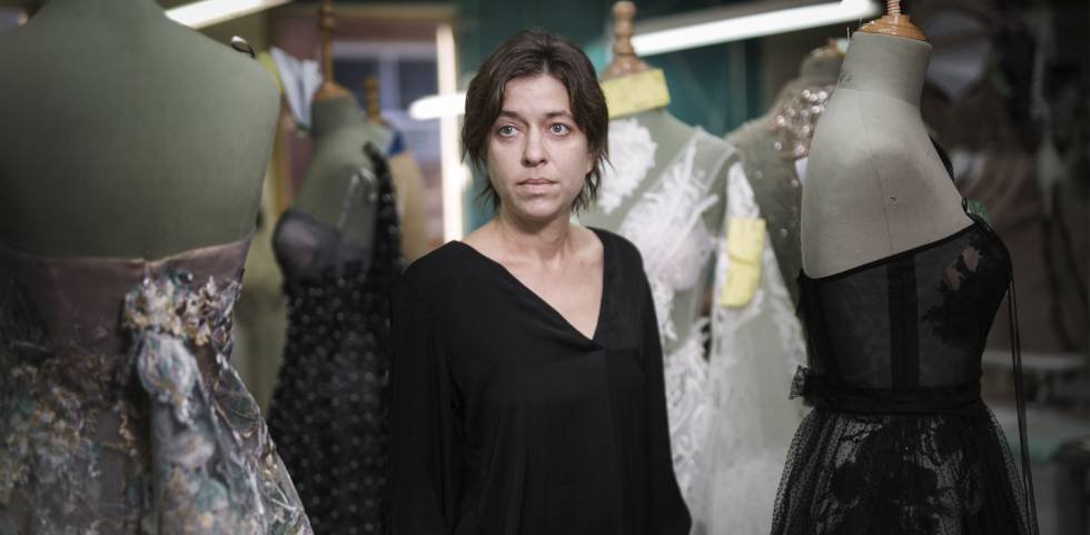 Yolancris, estrella del diseño nupcial español: “Ahora van mil personas a comprar el vestido con las novias. ¡Es un circo!”