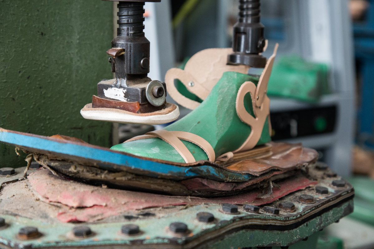 Camper amplía su mercado con una marca de sandalias de lujo