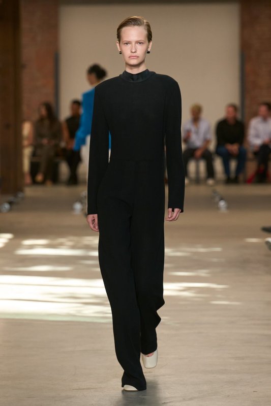 Veronica Leoni Presenta Su Primera Colección Para Calvin Klein En Nueva York
